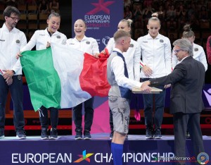 podium team ph simone ferraro sfa08368 copia